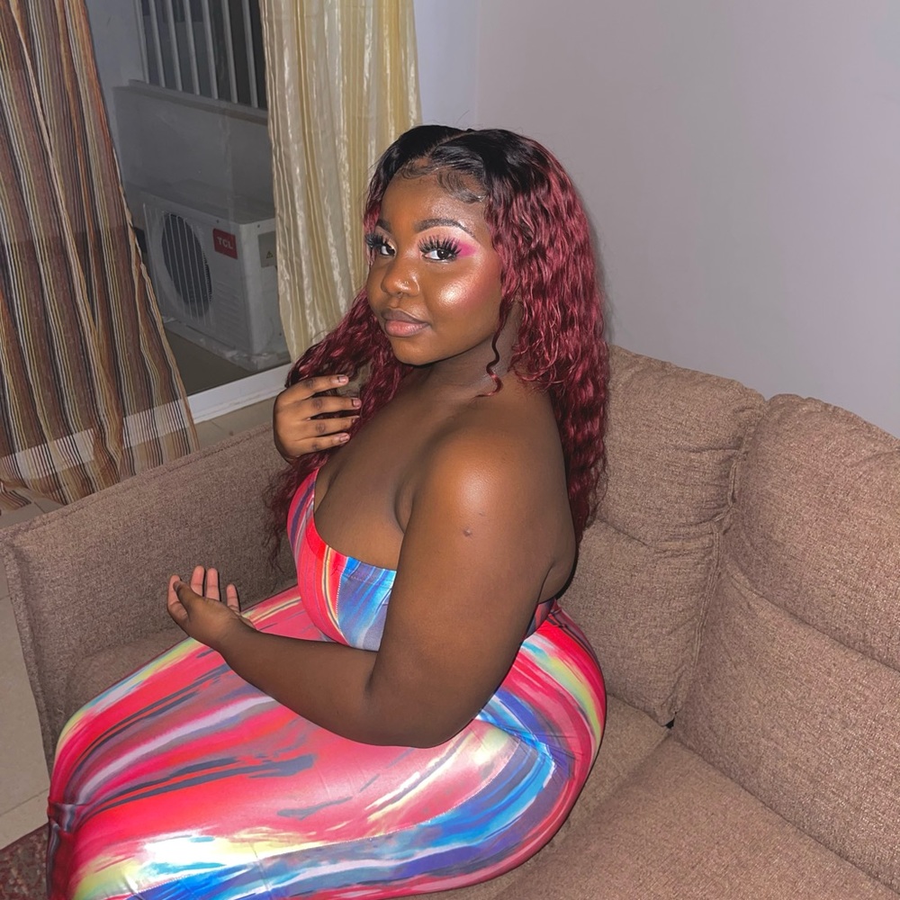 Meet your Posher, Diahara